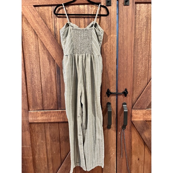 Ci Sono Green Linen Jumpsuit - Picture 2 of 5